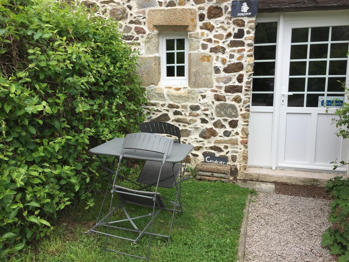 Gites Au Clos Du Lit Saint-Aaron Εξωτερικό φωτογραφία